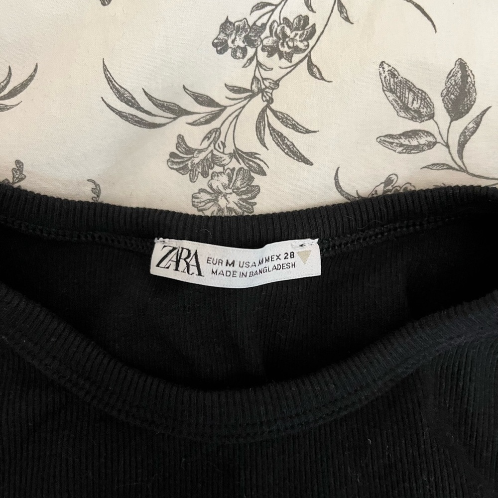 Zara Racer Tank - Picture 2 of 3